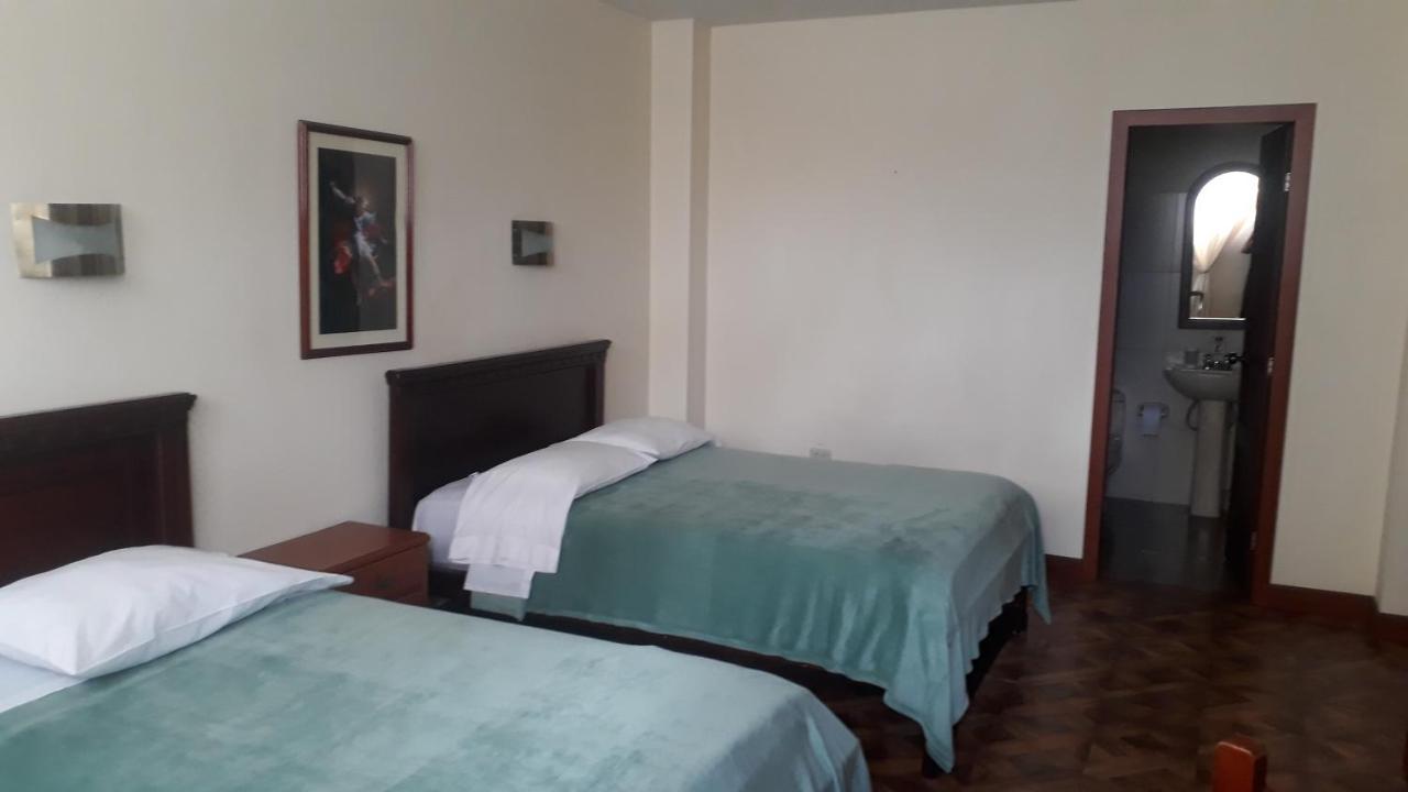 El Cardenal Hotel Loja Luaran gambar