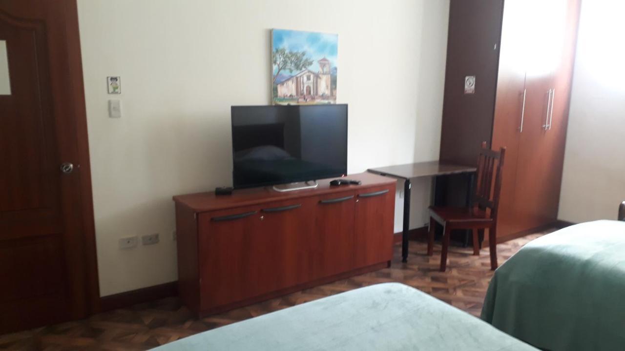 El Cardenal Hotel Loja Luaran gambar